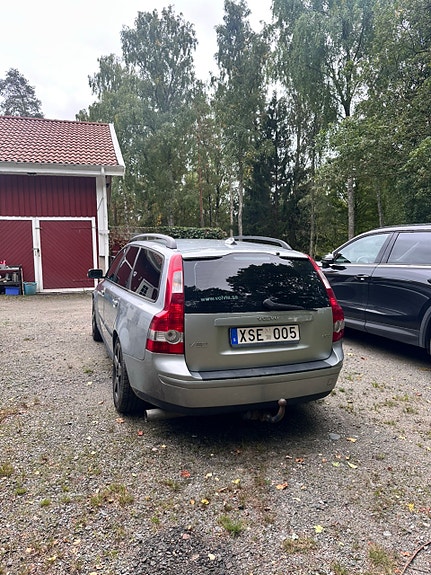 Volvo V50 3 of 4