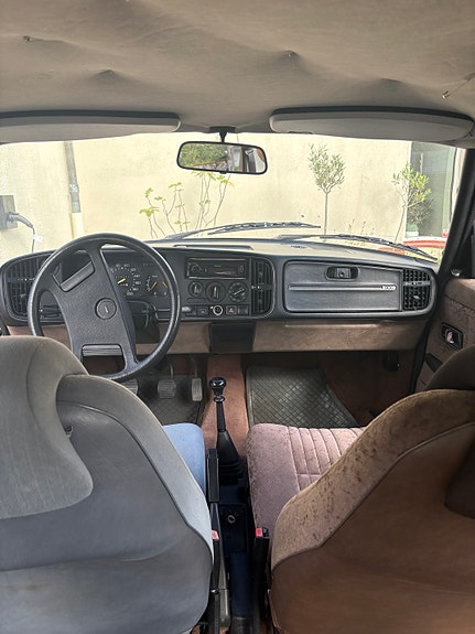 Saab 900 8 of 12