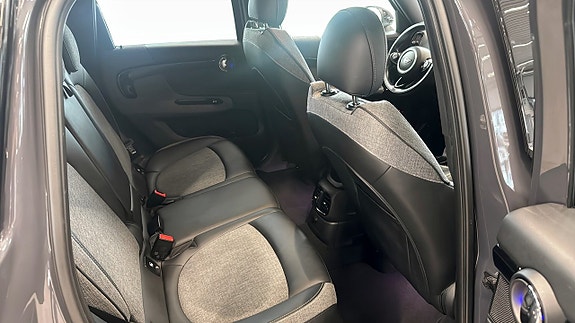 MINI Countryman SE 5 of 9