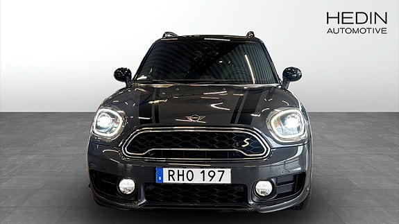 MINI Countryman SE 8 of 9