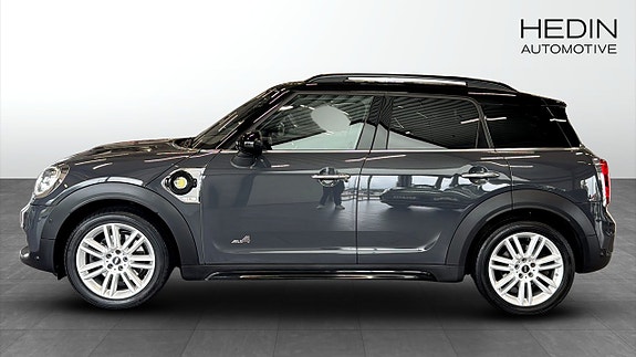 MINI Countryman SE 6 of 9