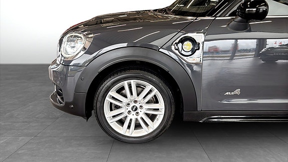 MINI Countryman SE 9 of 9