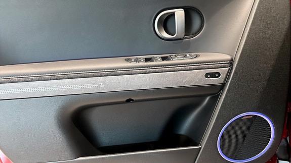 Hyundai Ioniq 5 11 of 12