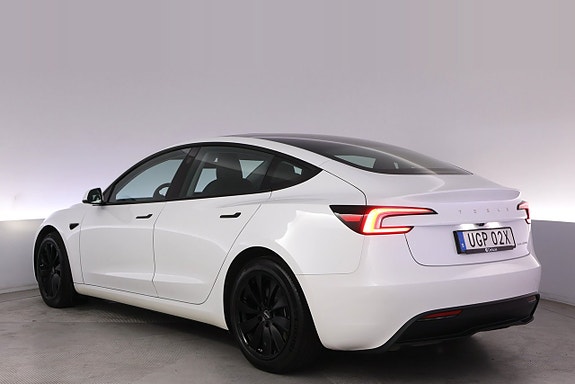 Tesla Model 3 4 of 27
