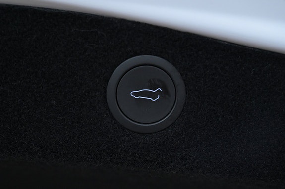 Tesla Model 3 24 of 27