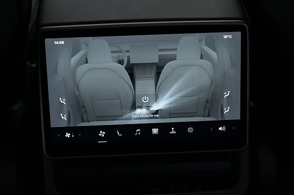 Tesla Model 3 22 of 27