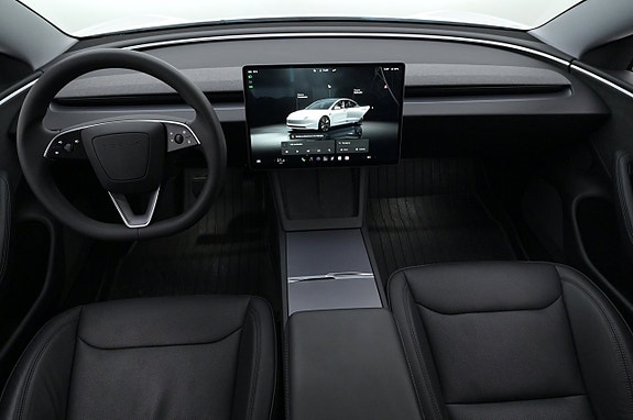 Tesla Model 3 6 of 27