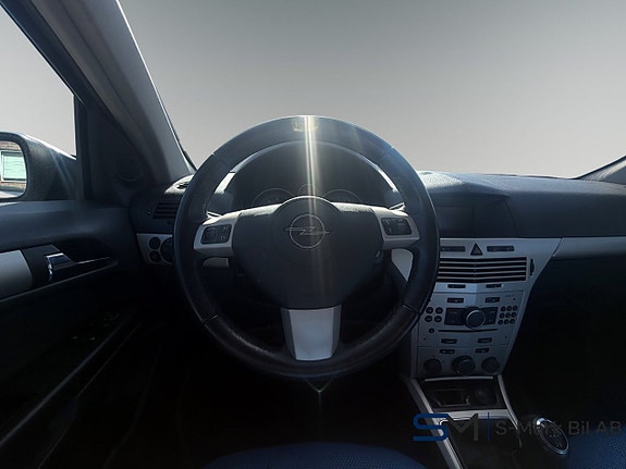 Opel Astra 7 of 10