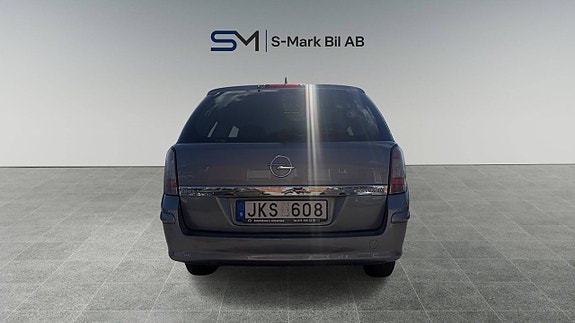 Opel Astra 3 of 10
