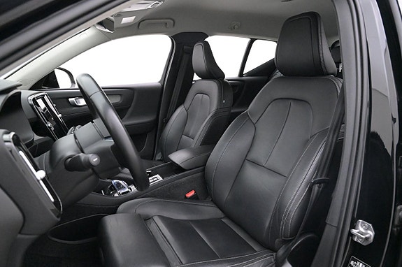 Volvo XC40 9 of 27