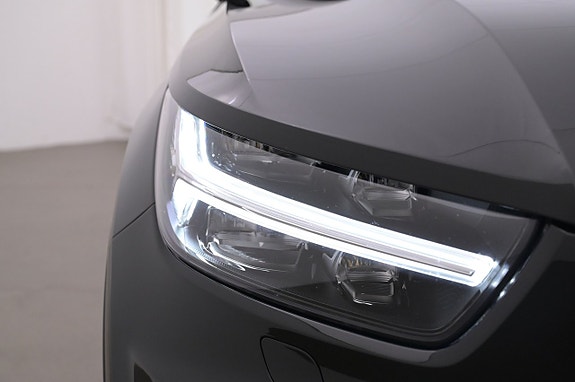 Volvo XC40 25 of 27