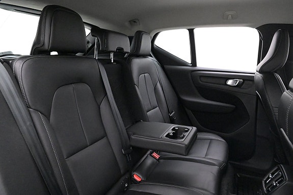 Volvo XC40 20 of 27