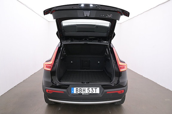 Volvo XC40 21 of 27