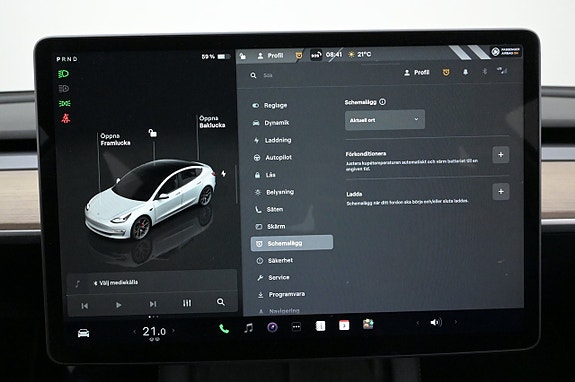 Tesla Model 3 13 of 27