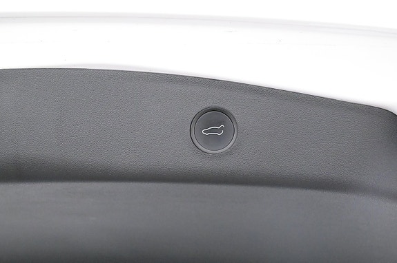 Tesla Model 3 24 of 27