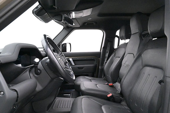 Land Rover Defender 90 9 of 27