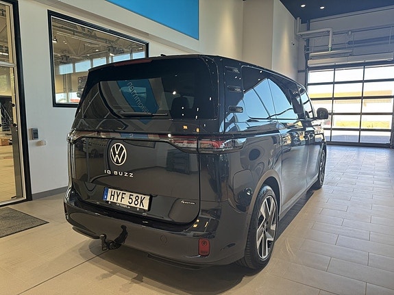 Volkswagen ID. Buzz 5 of 23