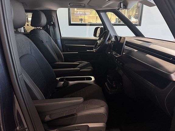 Volkswagen ID. Buzz 10 of 23