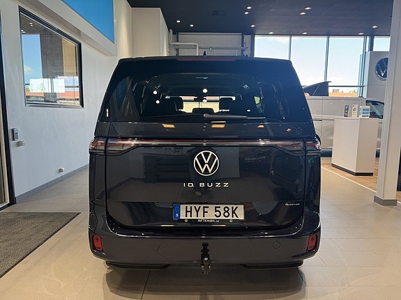 Volkswagen ID. Buzz 6 of 23
