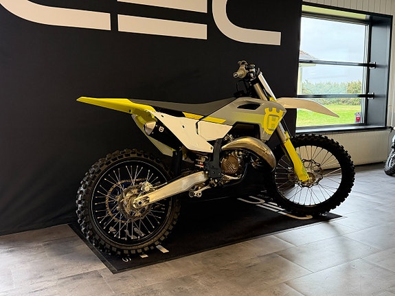 Husqvarna TC 125 3 of 6