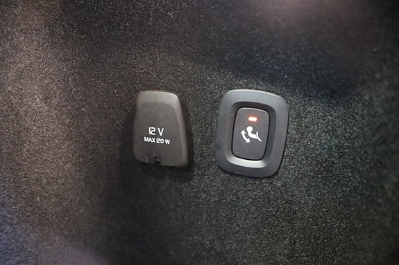 Volvo V60 9 of 30