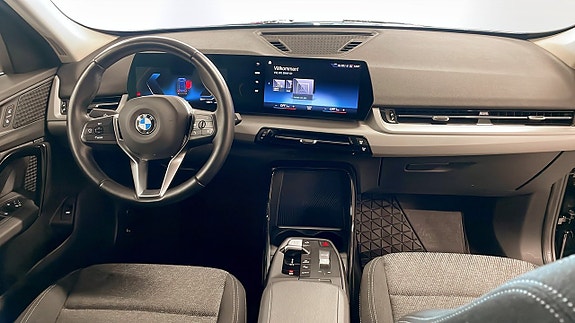 BMW X1 4 of 9