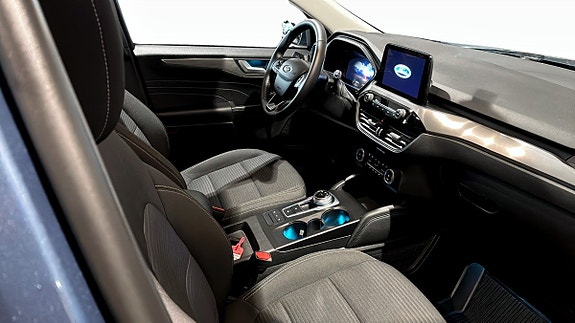 Ford Kuga 3 of 11
