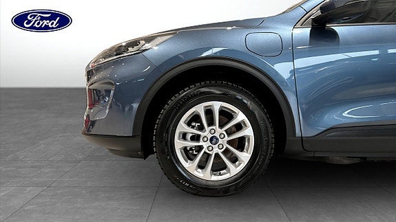 Ford Kuga 9 of 11