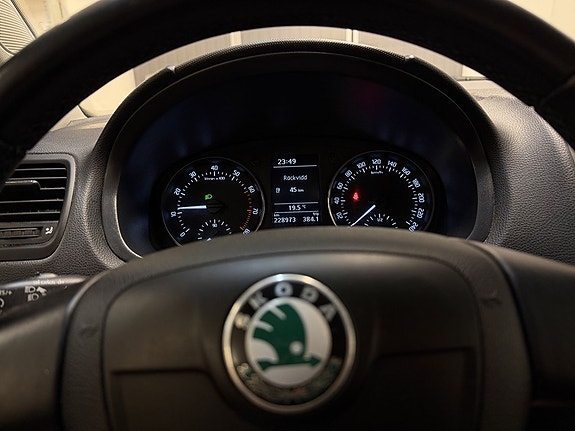 Skoda Fabia 8 of 18