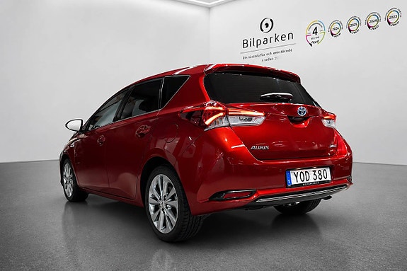 Toyota Auris 3 of 22