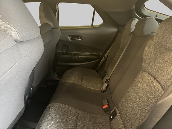 Toyota C-HR 10 of 22