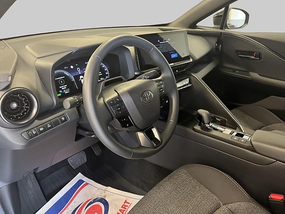 Toyota C-HR 13 of 22