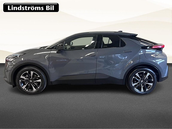 Toyota C-HR 6 of 22