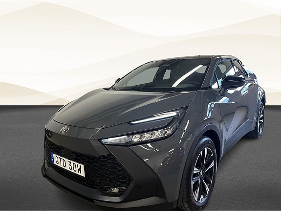 Toyota C-HR 18 of 22