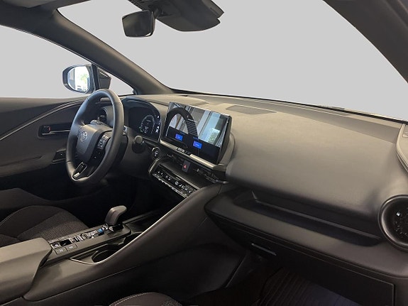 Toyota C-HR 9 of 22