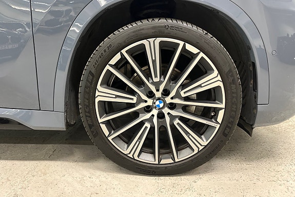 BMW X1 15 of 18