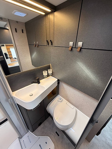 Hymer ML-T 580 CrossTrail 17 of 27