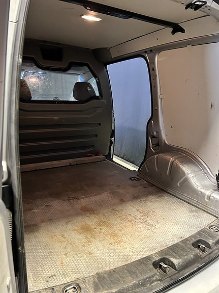 Volkswagen Caddy 6 of 13