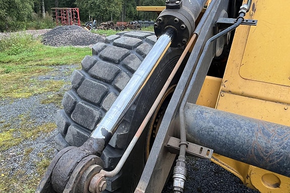 Volvo BM 4300 B 13 of 27