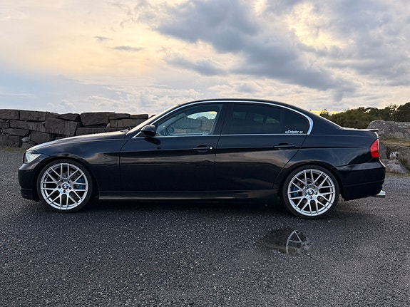 BMW 325i 4 of 17