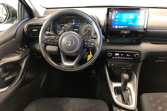 Toyota Yaris 11 of 21