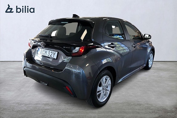 Toyota Yaris 19 of 21