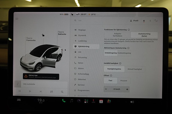 Tesla Model Y 12 of 20