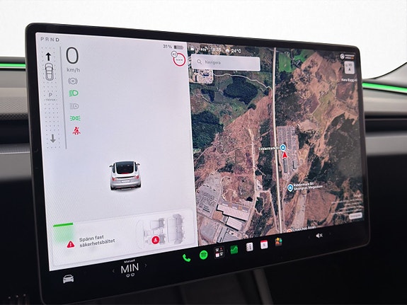 Tesla Model 3 19 of 30