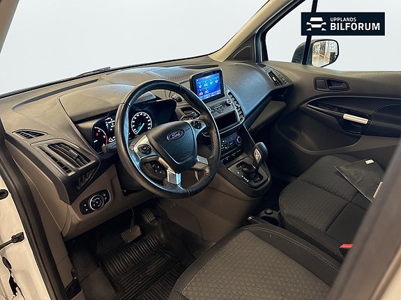 Ford Transit Connect 10 of 15