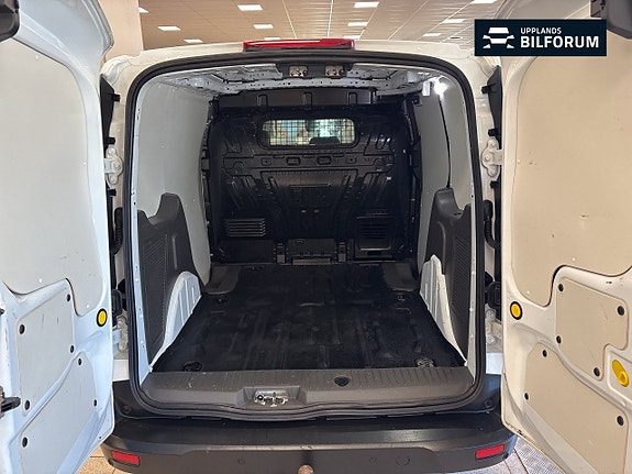 Ford Transit Connect 8 of 15