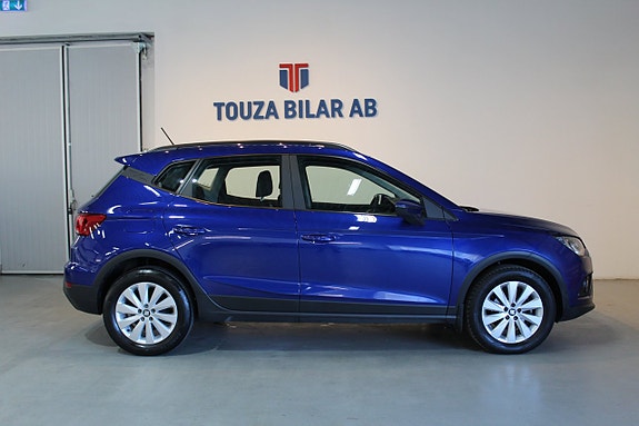 Seat Arona 4 of 19