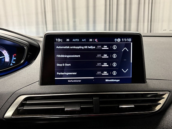 Peugeot 3008 13 of 14