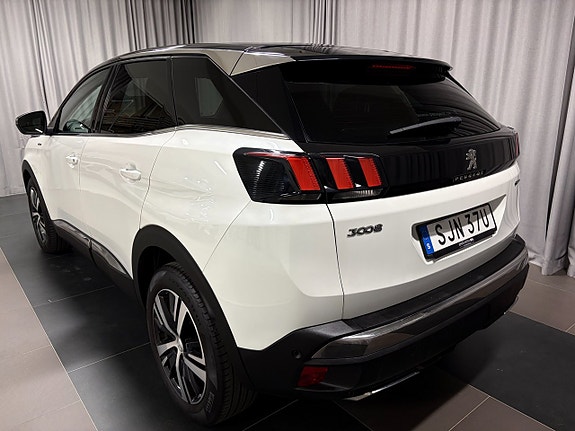 Peugeot 3008 3 of 14