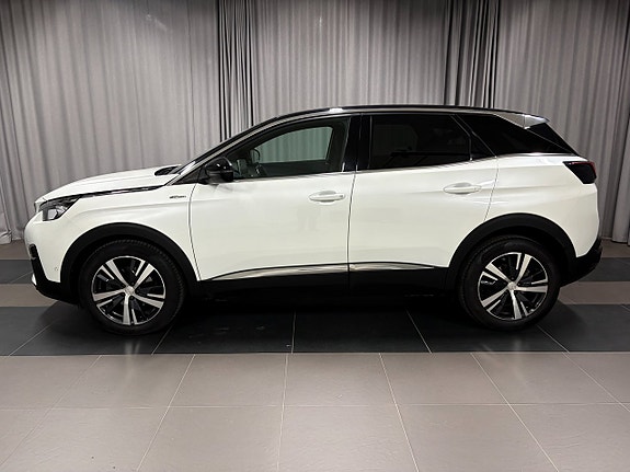 Peugeot 3008 2 of 14